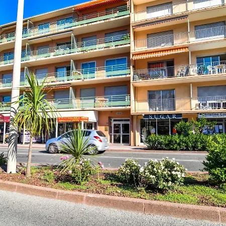 Le Miramar *